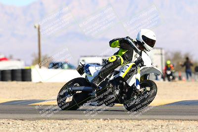 media/Jan-08-2022-SoCal Trackdays (Sat) [[1ec2777125]]/Turn 16 Set 1 (11am)/